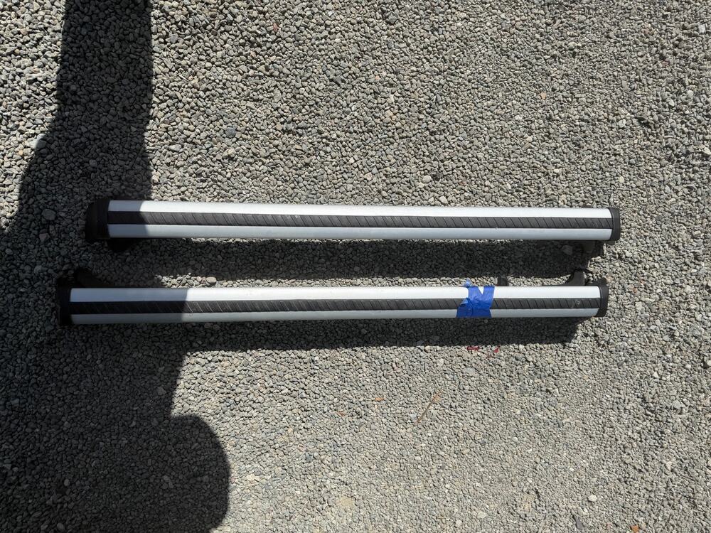 Audi A3 Sportback 8V OEM Roof Rack Cross Bars Pair 8V4071151A Factory Rails tool